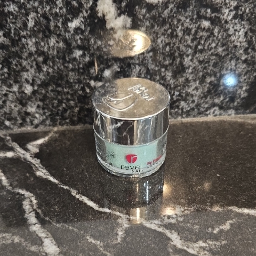 2021 Annivesary Sale Freebie Revel Nail Dip Powder
